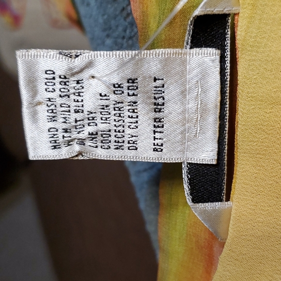 Silk Top in Citrus Colors, Sz M - Picture 15 of 16